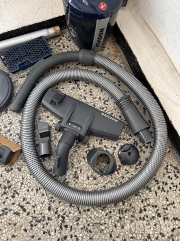 ЗА ЧАСТИ! Прахосмукачка Без Торба Hoover BR71_BR20011, 700W, 2L!, снимка 2 - Прахосмукачки - 52858660