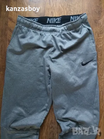 nike therma fit - страхотно мъжко долнище M-размер МАЛКО ПО КЪС МОДЕЛ