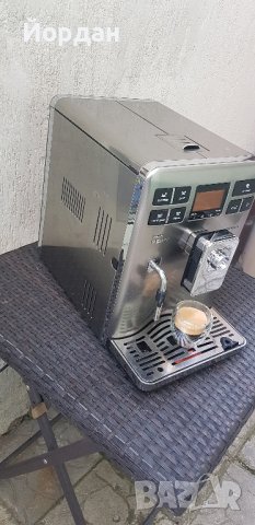 Кафемашина Saeco Exprelia Инокс с БГ Меню. Обслужена! , снимка 3 - Кафемашини - 43645760