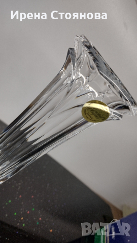 Кристална ваза d'Arques  France. Височина 22 см. Нова, в оригинална опаковка. , снимка 2 - Вази - 44852824