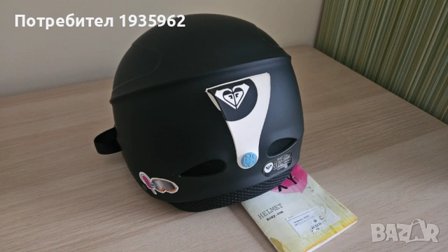 Ски каска Roxy с подарък очила Rossignol, снимка 2 - Зимни спортове - 53276290