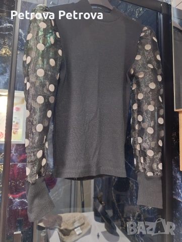 Блуза с прозрачни ръкави 