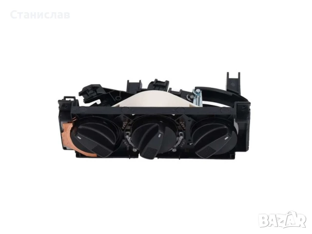 Панел за управление на климатик за VW Vento, снимка 5 - Части - 50640590