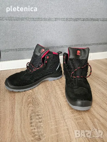 Работни обувки мъжки нови 