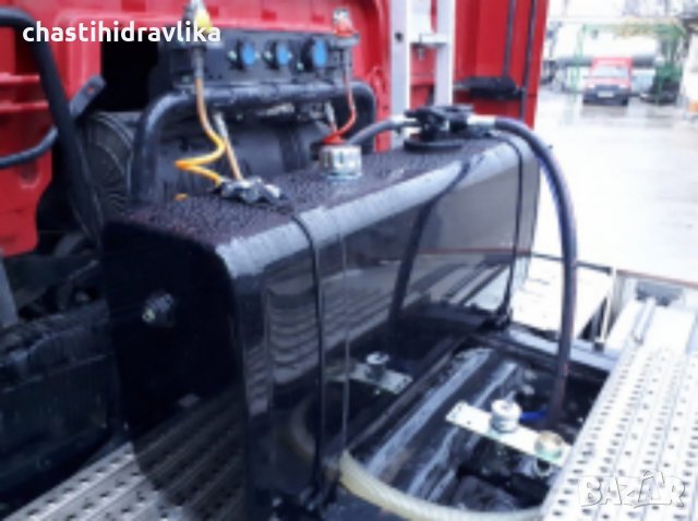 Резервоар за монтаж зад кабината 150л с филтър, снимка 2 - Части - 26688167