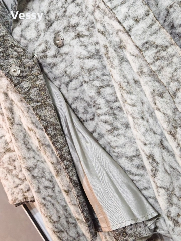 Дамско зимно палто , снимка 4 - Палта, манта - 53259247