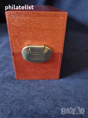 LINDNER - Дървена луксозна кутия за 50 квадратни капсули или 85 картончета, снимка 3 - Нумизматика и бонистика - 37828488
