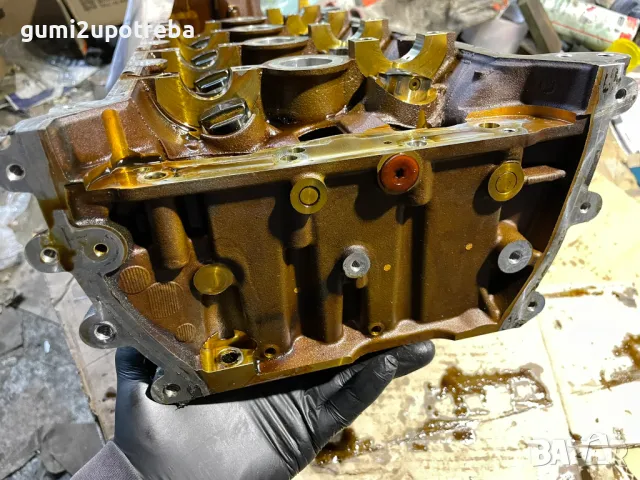 Цилиндрова Глава Дясна 948.104.105.3R Porsche Cayenne 957 4,8 V8, снимка 11 - Части - 49854067