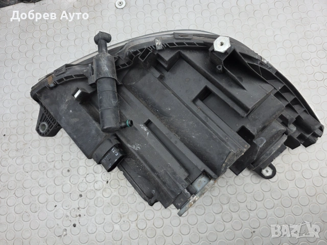 Ляв Xenon фар за Mercedes CLS W218, снимка 3 - Части - 53574796