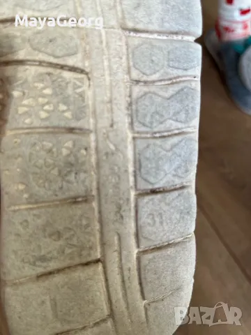 Маратонки 31 номер от Декатлон, снимка 4 - Детски маратонки - 47336899