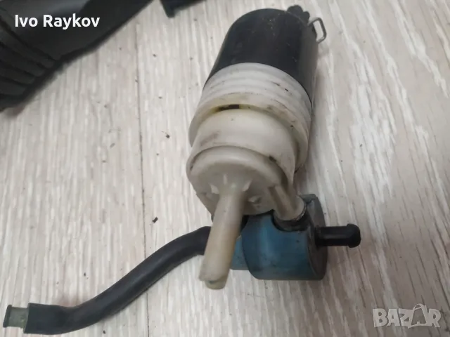 Помпа , чистачки за AUDI, SEAT, SKODA, VAG, VW , 1H6 955 651, снимка 2 - Части - 50233624