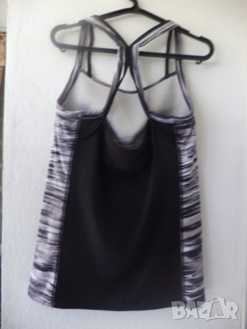 Като нов спортен потник PUMA размер Л- 15 лв, снимка 2 - Потници - 37350563