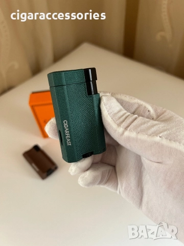 Запалка за пури с турбо пламък и вграден пънч - 2 цвята + кутия, снимка 5 - Запалки - 52799676