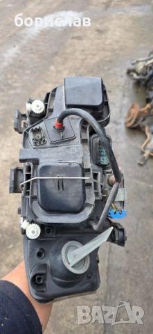 Карбонов фар ляв за Ауди а6 ц5 , снимка 2 - Части - 52932021