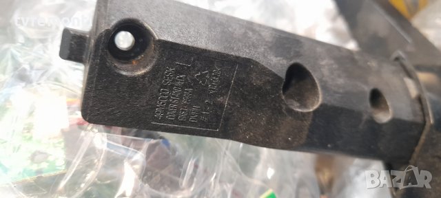 оригинална стойка Bn63-16898a от телевизор SAMSUNG модел UE49J5200AW, снимка 3 - Стойки, 3D очила, аксесоари - 37144568