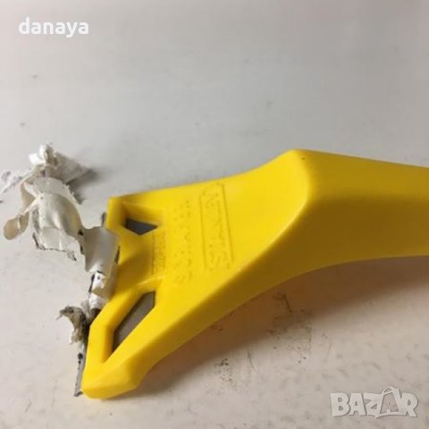 330 Стъргалка за винетки стикери сваляне на стара боя от стъкла плочки, снимка 5 - Мопове, кофи, четки и метли - 36656477