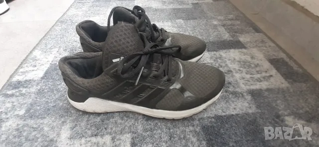 Маратонки Adidas 39р