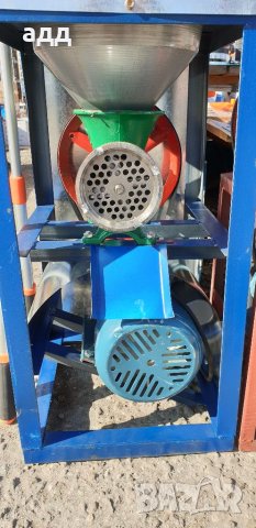 32 електрическа чугунена месомелачка , снимка 6 - Машини за сок - 32630572