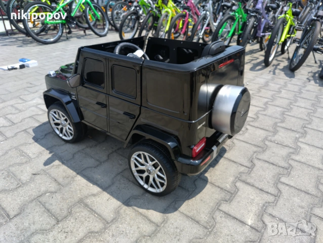 MERCEDES Акумулаторен джип AMG G63 мет. черен, снимка 7 - Детски велосипеди, триколки и коли - 53569449