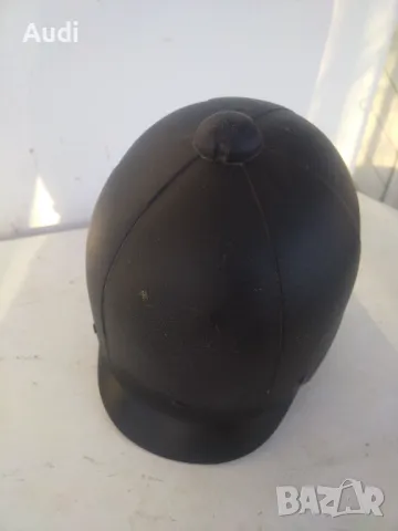 Жокейска каска/шапка за езда  Марка : JOFA  220 Тегло: 450 грама Размер Size 53-54, снимка 8 - Спортна екипировка - 48574749