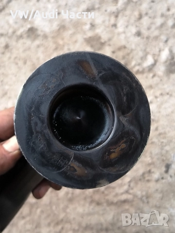 Бутало с биела за Голф 5 Ауди А3 Пасат Туран VW Golf 5 Audi A3 8P Passat Touran Jetta 2.0TDI, снимка 3 - Части - 52496061