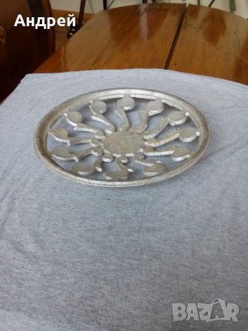 Стара метална декорация