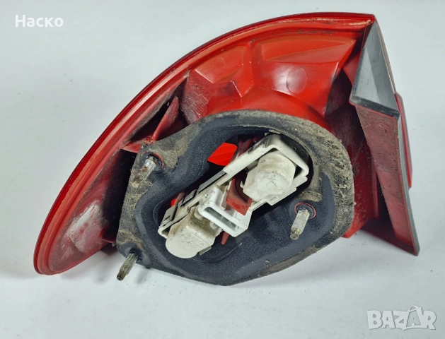 Десен Стоп Toyota Avensis T22 Комби Тойота Авенсис Т22 1997г-2003г, снимка 2 - Части - 53487166