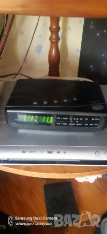 Радио будилник със зелени цифри, снимка 2 - Радиокасетофони, транзистори - 34740034