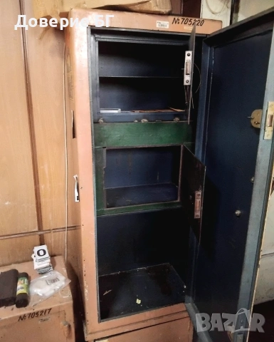 Метален сейф / шкаф – здрав, масивен, снимка 3 - Други стоки за дома - 53187358