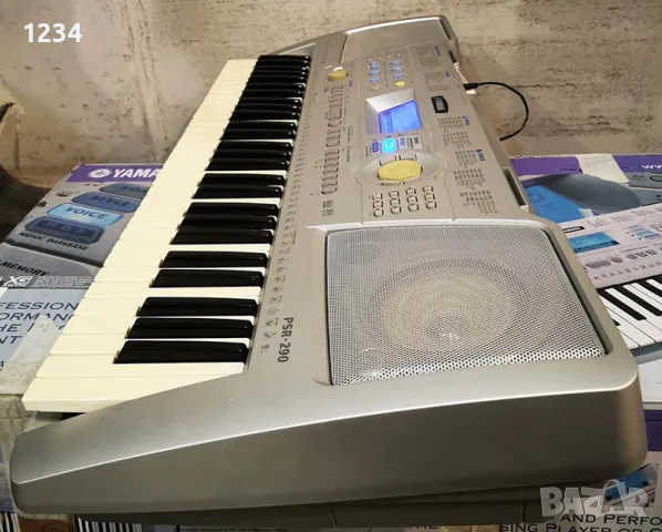 синтезатор клавир YAMAHA PSR-290 пиано динамична клавиатура, снимка 3 - Синтезатори - 49343638