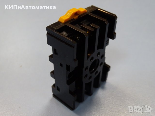 цокъл за реле Omron PF085A connecting socket relay 8-pin 250V, снимка 2 - Резервни части за машини - 37672042