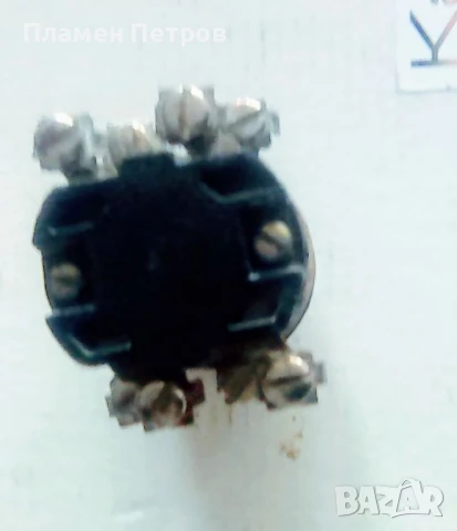 ключ пусков за табло с секретен ключ  380в 1,25амп. 3фотоса.