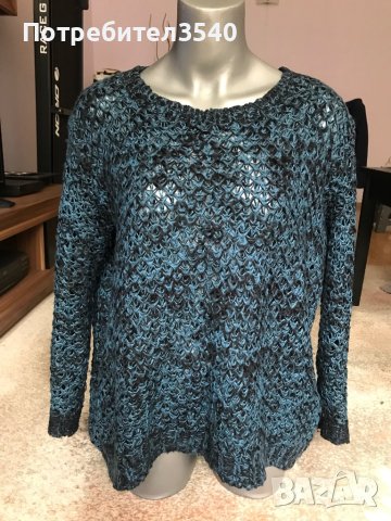 Тюркоазено-черен пуловер