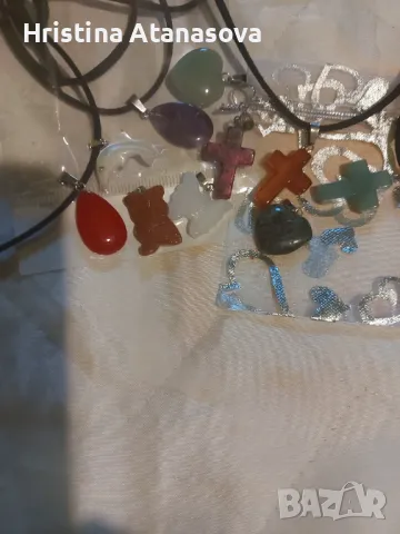 Аксесоари от естествени камъни и велур , снимка 1