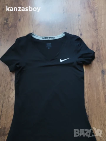 Nike - страхотна дамска тениска КАТО НОВА С, снимка 3 - Тениски - 51379608