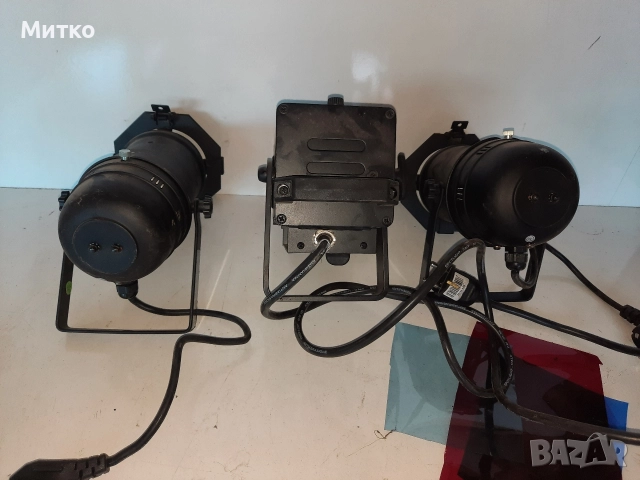 Прожектор MINI PC 300 W с 2 броя лампи за дискотечно осветление на EUROLITE, снимка 9 - Друга електроника - 52924061