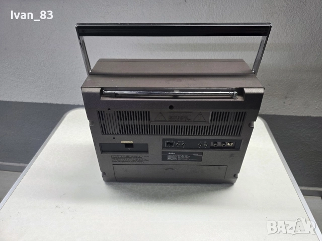 Радиокасетофон Aciko ACR 112n Цял или на части! , снимка 2 - Радиокасетофони, транзистори - 52738411