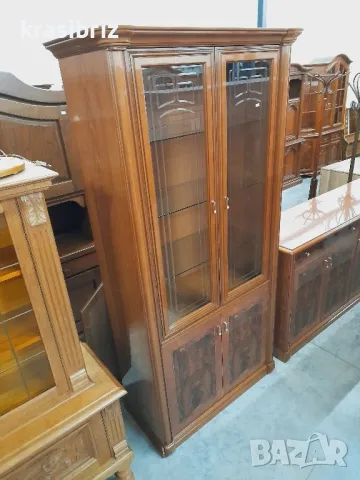 Уникална Масивна Витрина-внос от Германия!, снимка 2 - Секции и витрини - 48376912