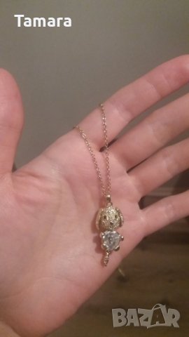 Колие, снимка 3 - Колиета, медальони, синджири - 27414369