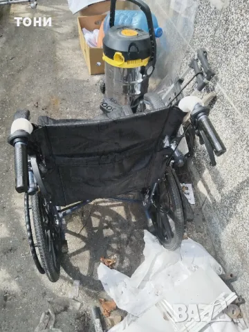 инвалидна количка асистент с малки колела, снимка 8 - Инвалидни колички - 50024460