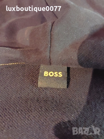 Чисто нов без етикет дамски суичър с качулка Boss M, снимка 4 - Суичъри - 51620375