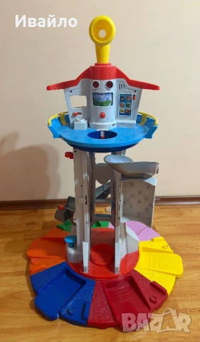 Кула Пес Патрул + фигурки и превозни средства