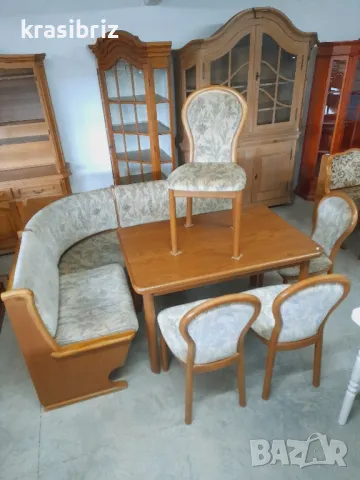 Масивен Кухненски Ъгъл с Разтегателна Маса и 4 бр.Столове-внос от Германия!, снимка 1