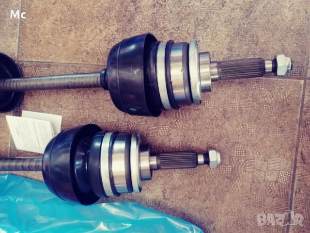 Полуоски Лада Нива леви и десни, снимка 2 - Части - 26431286