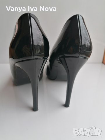 Черни лачени обувки на ток, снимка 3 - Дамски обувки на ток - 32458693