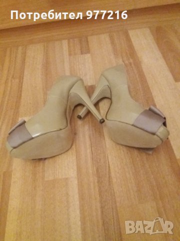 Лачени обувки с панделки, снимка 3 - Дамски обувки на ток - 32753429