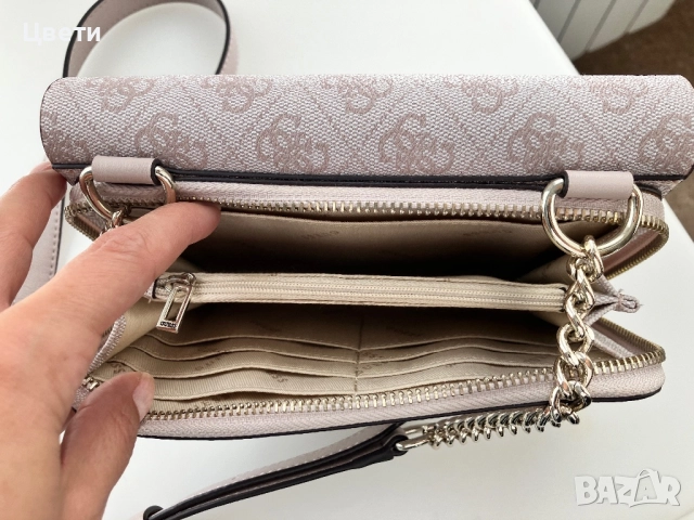 Чанта Guess, снимка 3 - Чанти - 52365192