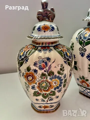 Две вази / урни Royal Delft Polychrome, снимка 7 - Вази - 49869738