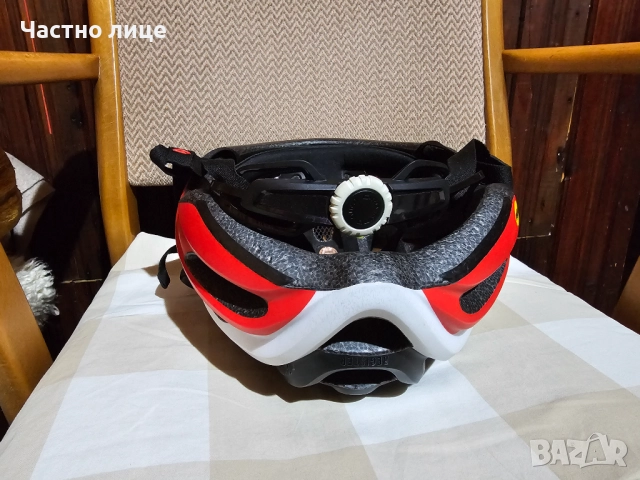 Каска за колоездене Giro, снимка 5 - Спортна екипировка - 52436049