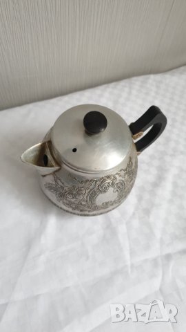 Малък английски алуминиев чайник, снимка 3 - Антикварни и старинни предмети - 43203538